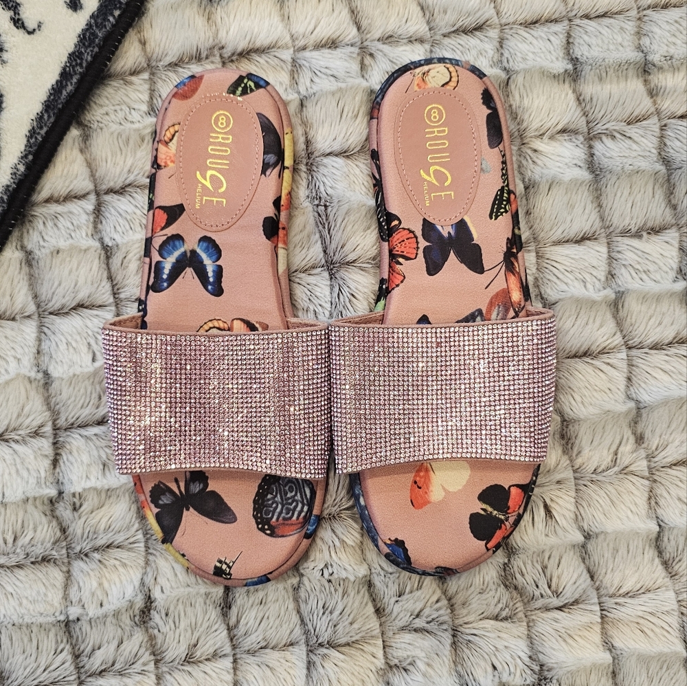 Rouge Helium Sandals
